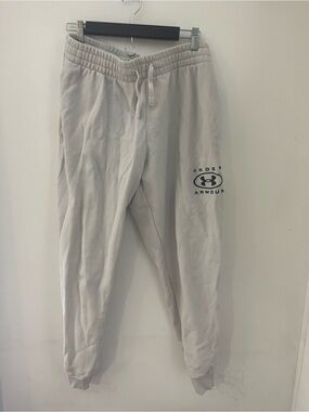 Under Armour Men’s Light Gray Logo Joggers with Drawstring Waist